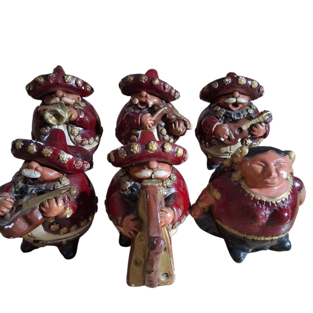 Vintage 6pcs set of Mexican Mariachi Band Fat Round Chalk Collectible Figurines